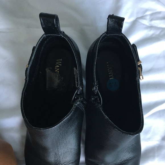 Wanted 7.5 black with gold buckle low heel bootie, worn 1x. - Picture 4 of 7